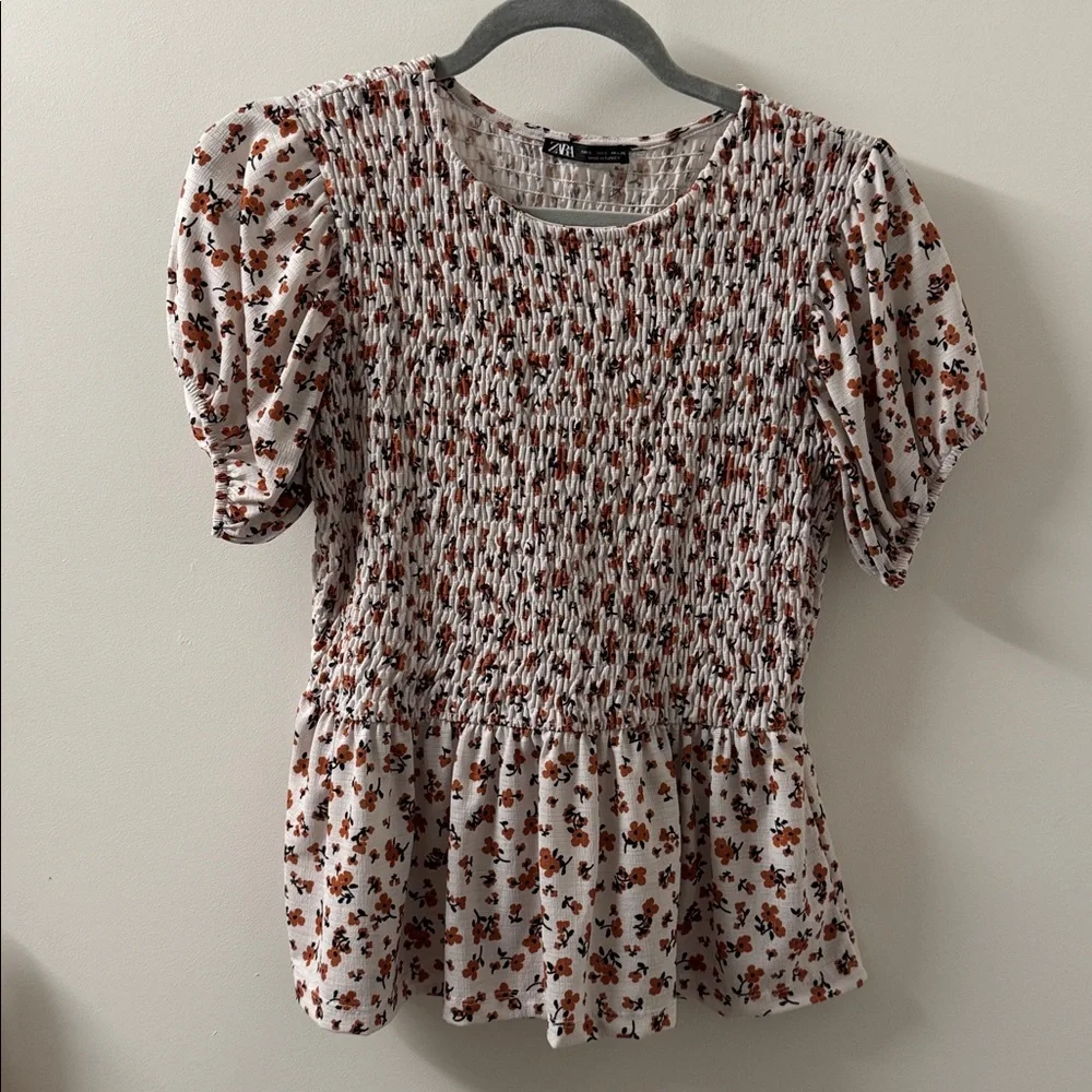 ZARA Floral Smocked Puff Sleeve Top